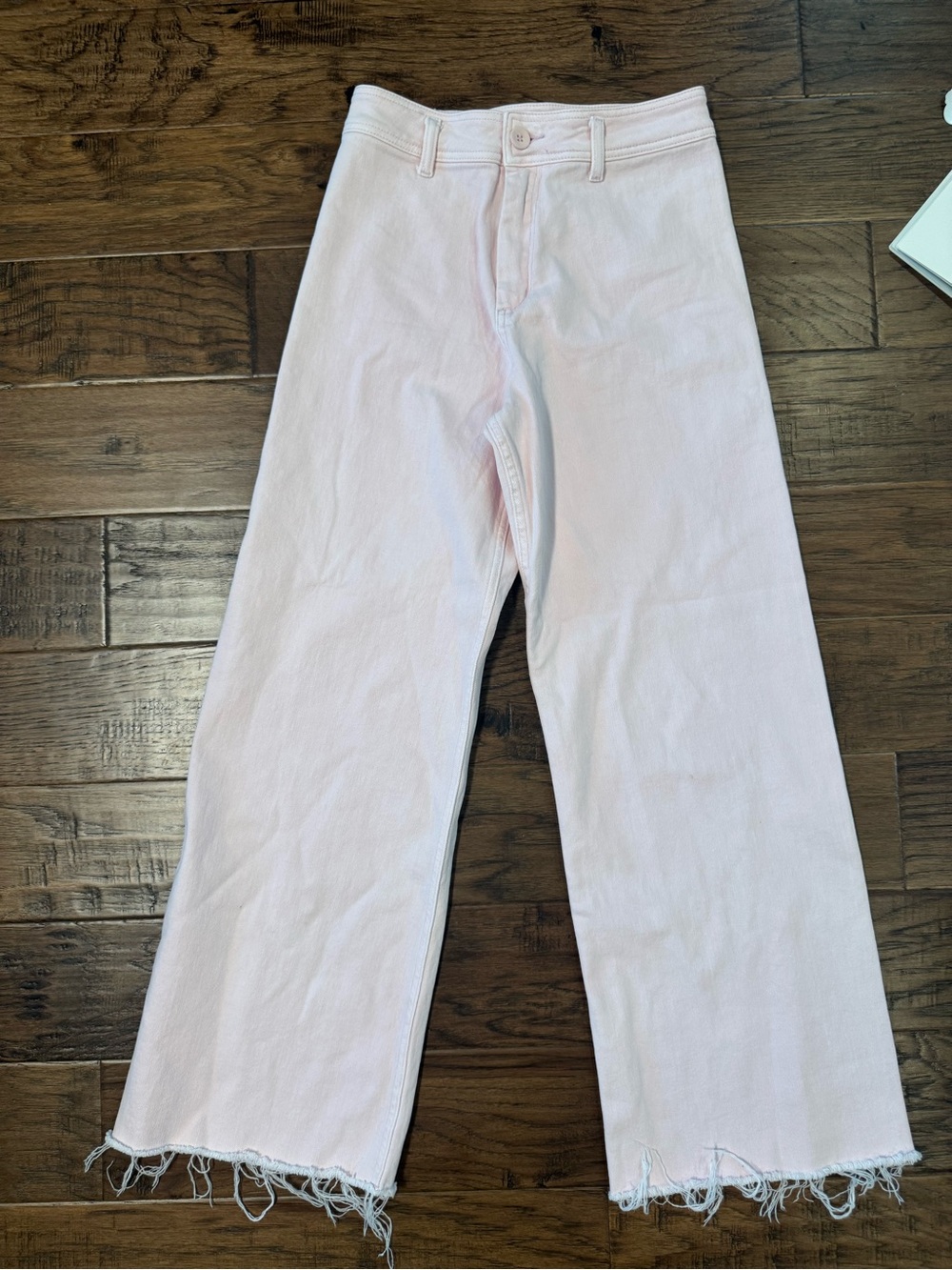 Women’s Light Pink Jeans with Raw Hem